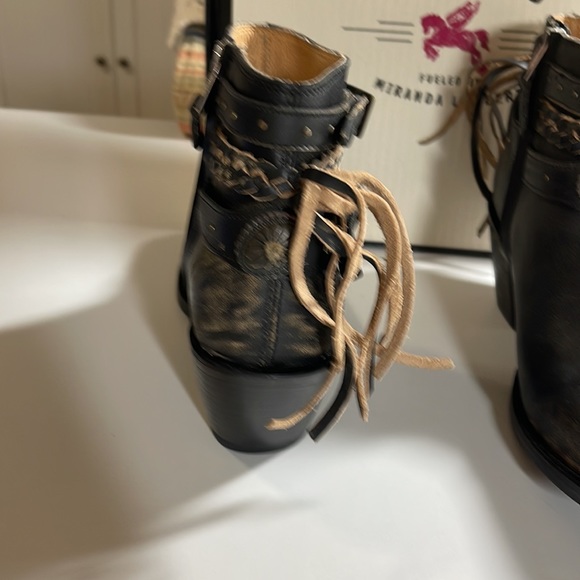 Idyllwind by Miranda Lambert booties - Picture 4 of 8